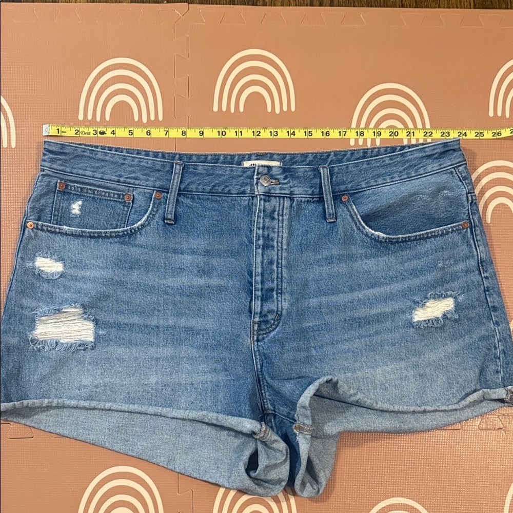 Madewell Distressed Medium Wash Blue Denim Jean Shorts 22W - Picture 3 of 8